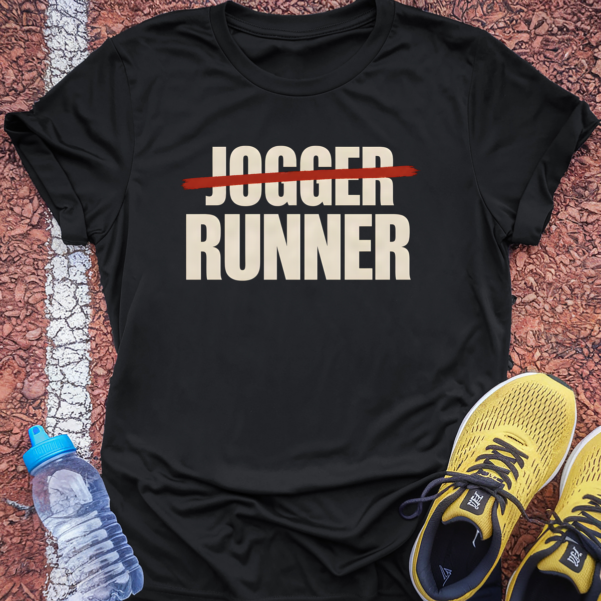 Jogger Struck Through Runner T-Shirt - Black